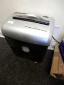 *Amazon Basics Shredder