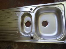 *Kitchen Sink with Drainer