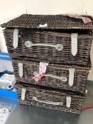 *3 Picnic Baskets