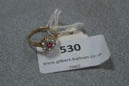 9cT Gold Stone Cluster Ring - Approx 2.5g gross