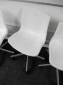 *Hi-Gloss White Swivel Chair