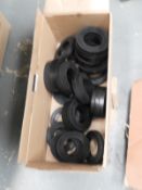*Box Containing 33 Standon Plain Rubber Discs Part