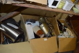 Three Boxes Containing Assorted Kitchenalia, POtte