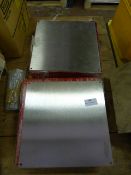 *Two Square Metal Brackets 25x25x5cm