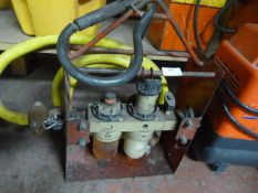 *Pneumatic Regulator and Oiler