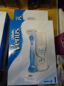 *Two Gillette Venus Shaving Sets