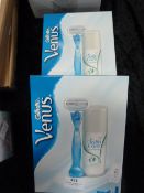 *Two Gillette Venus Ladies Shaving Sets