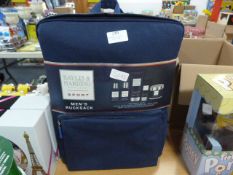 *Baylis & Harding Mens Rucksack with Body Lotion, Shower Gel, etc.