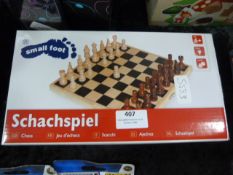*Smallfoot Wooden Chess Set