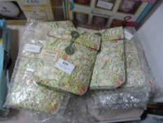 *Morris & Co Bath Crystals 8x150g