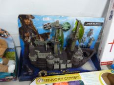 *Pirates of the Caribbean Silent Mary Ghost Ship Play Set