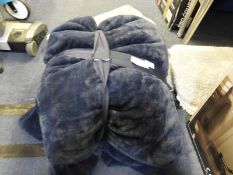 *Ks Queen Plush Blanket