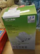 *TP Link AV600 Powerline Passthrough Starter Kit