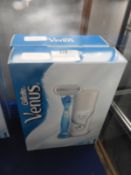 *Two Gillette Venus Ladies Shaving Sets
