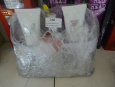 *Baylis & Harding Jojoba Gift Bag