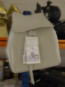 *Baylis & Harding La Maison Weekend Essentials Gif