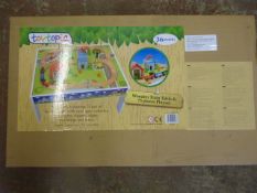 *Toytopia Wooden Train Table and 75 Piece Playset