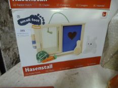 *Smallfoot Wooden Toy Rabbit Hutch