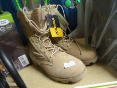 *Cordura Work Boots Size:9