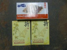 *Two Baylis & Harding Winter Spruce and Berries Fr