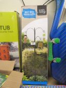 *Wild Bird Feeding Station