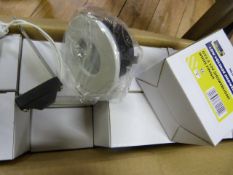 *Box of 20 Newlec NLD12SHWH White Finish 12V Shower Lights