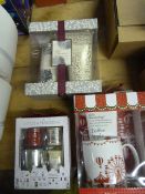 *Baylis & Harding Vanilla Gift Set with Scented Ca