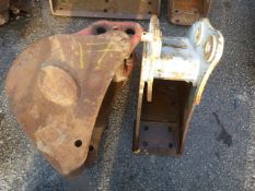 *Pair of Mini Digger Buckets