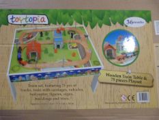 *Toytopia Wooden Train Table and 25 Piece Playset