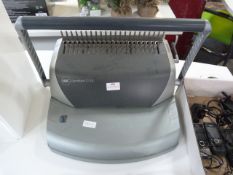 *GBC Comb-bind C110 Comb Binding Machine