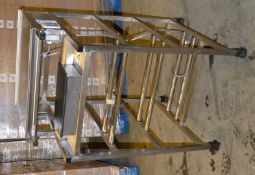 1 x Metalcraft Tray Stretch Wrapping Machine - Dimensions: 56 x 61.5 x 94.5cm - Ref: MC139 - CL282