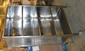1 x Large Wheeled Stainless Steel Shelf Unit - Dimensions: 100 x 60 x 190cm - Ref: MC124 - CL282 - L