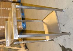 1 x Stainless Steel Prep Bench - Dimensions: 50 x 65 x 94.5cm - Ref: MC108 - CL282 - Location: Bolto