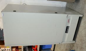1 x Sanyo MDF-U443 Biomedical 426L Freezer - 80x83.5x181cm - Ref: HM212 - CL261 - Location: