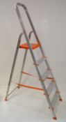 1 x Euro Domus 5 Tread Aluminum Platform Steps - Model 1210-005 - Lightweight and Easy to Handle,
