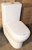 1 x Close Coupled Toilet Pan With Soft Close Toilet Seat And Cistern (Inc. Fittings) - Brand New Box