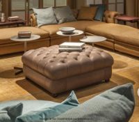 1 x POLTRONA FRAU Chester Square Buttoned Pouf Richly Upholstered In Pelle Frau&reg; Century Leather