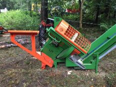 Saw Bench & Elevator