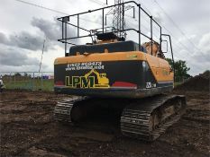 Hyundai Robex 220LC-9A Excavator / Digger 2015