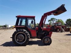case loader tractor digger (international)