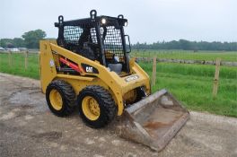 CATERPILLAR 216 B3 Cat SKID STEER COMPACT LOADER +BUCKET y2016