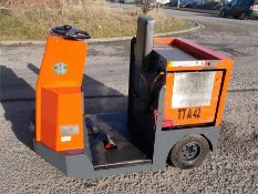 2007 Toyota CBTY 4 tow tractor aviation tug caravan / trailer mover 4000kg tow