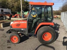 Kubota STV40 Compact Tractor