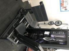Pulse Seated Leg Press