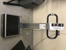 Oto Body Care Vibration Plate Trainer