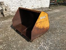 Grays Tractor Grain Muck Loader Bucket