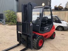 Linde 3.0 Tonne Diesel Forklift, 4.7 Metre Triple Mast, Side Shift, Low Hours
