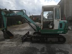 Hanix 4.5 ton digger