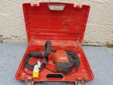 Hilti TE 500 AVR SDS Lightweight Breaker with Chisel 110v in Box - Tested / In Working Order