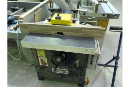 Spindal Moulder